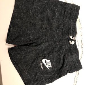 vintage heather women’s nike shorts